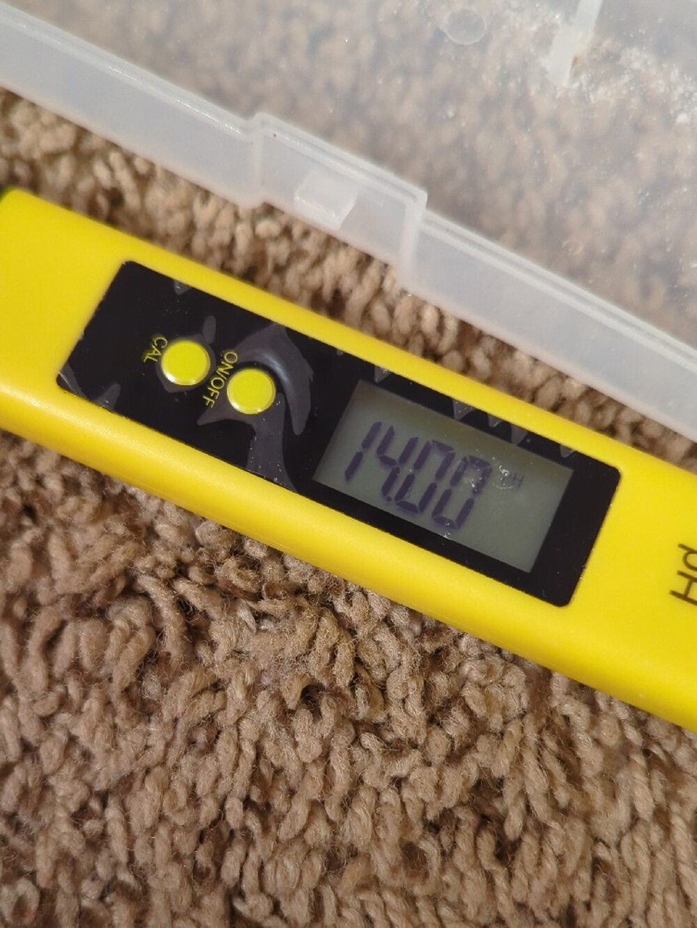 Digital pH Meter Tester in Yellow and Black - Picture 4 of 10